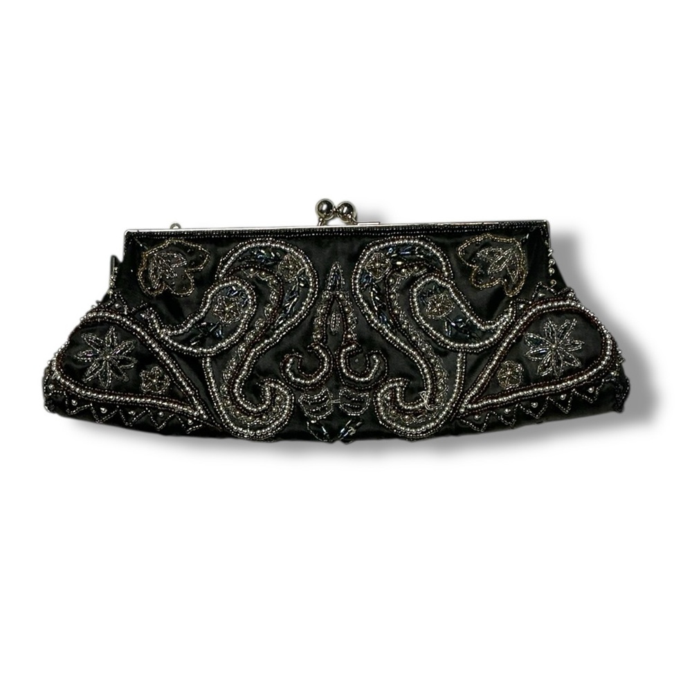 Apt. 9 Black Beaded Evening Clutch Kisslock – Excellent Condition